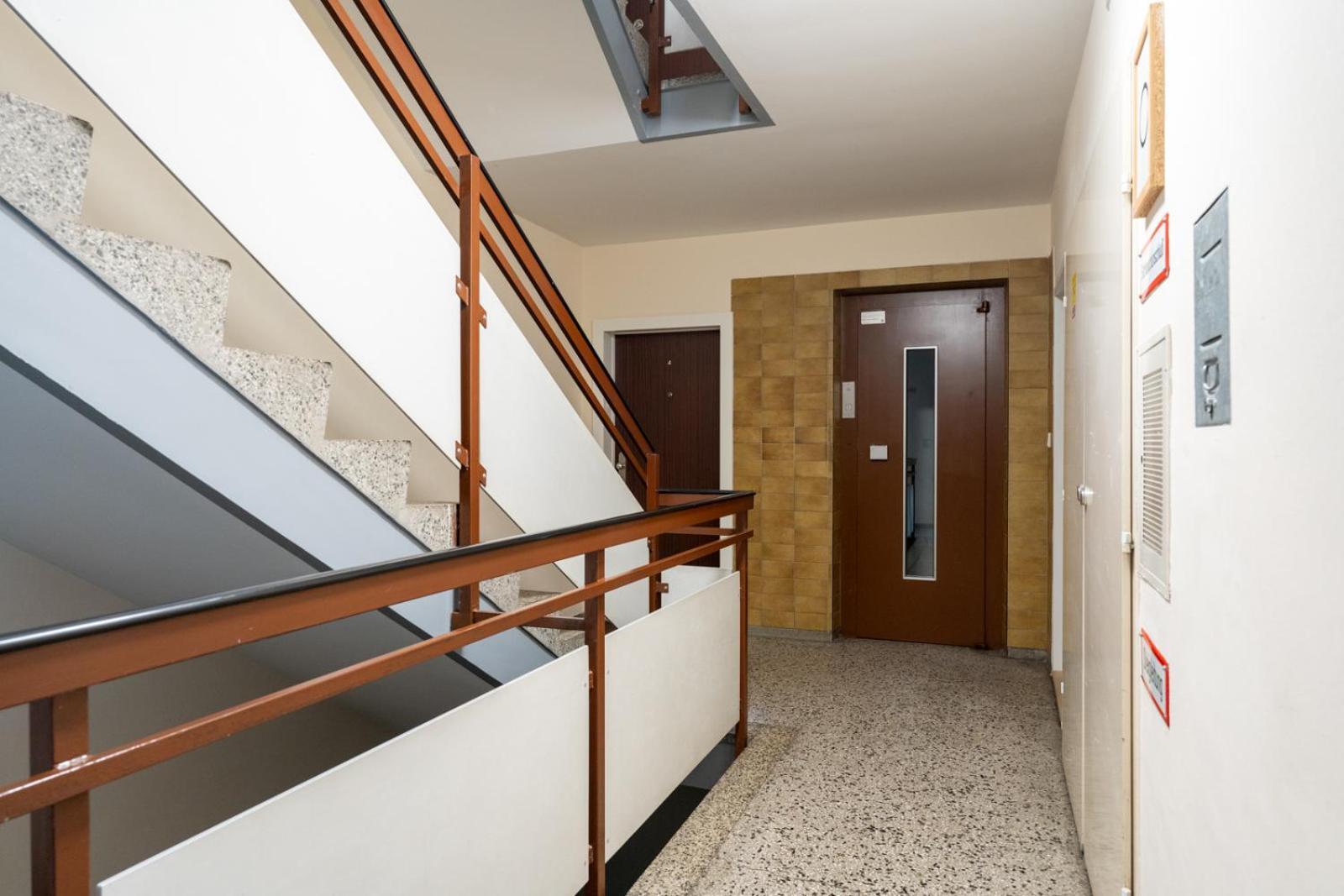Apartment Two Bedrooms - 85 Squaremeters - 4 Min To U6 Dresdner Str Vienna
