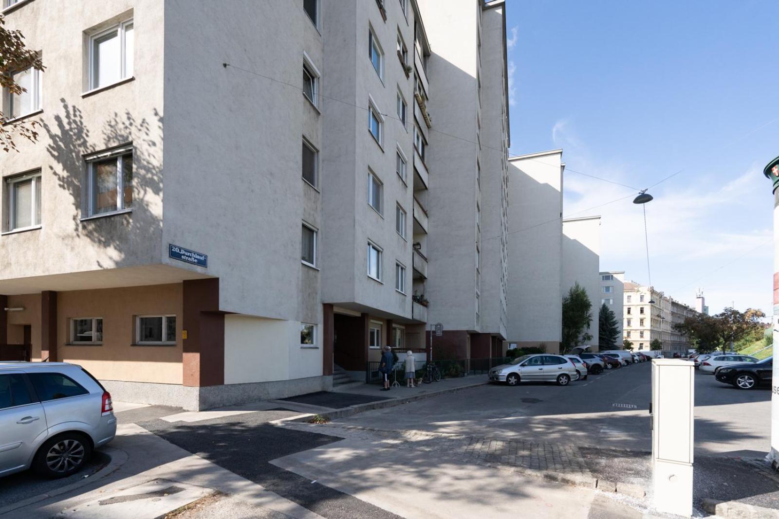 Apartment Two Bedrooms - 85 Squaremeters - 4 Min To U6 Dresdner Str Vienna