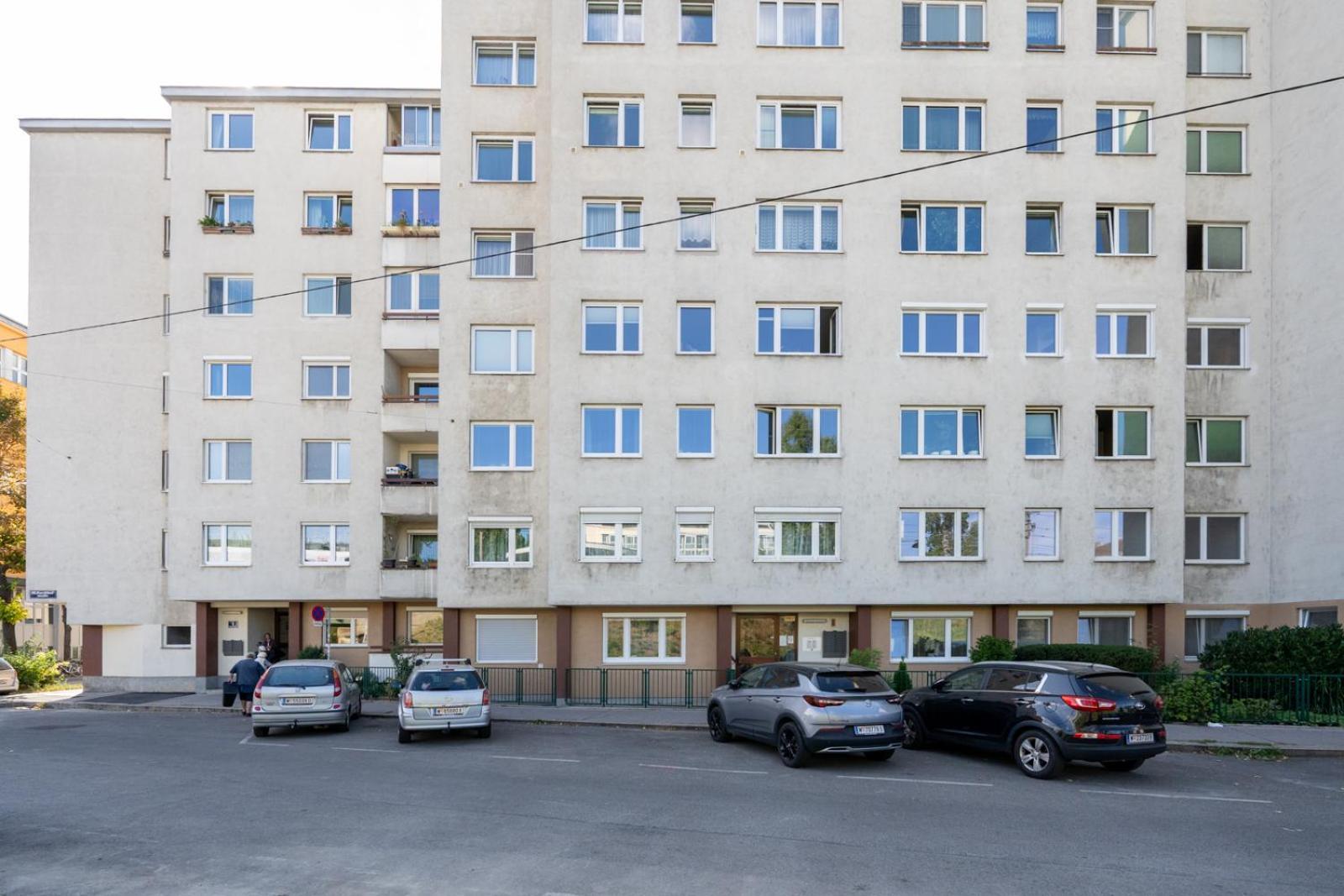 Apartment Two Bedrooms - 85 Squaremeters - 4 Min To U6 Dresdner Str Vienna