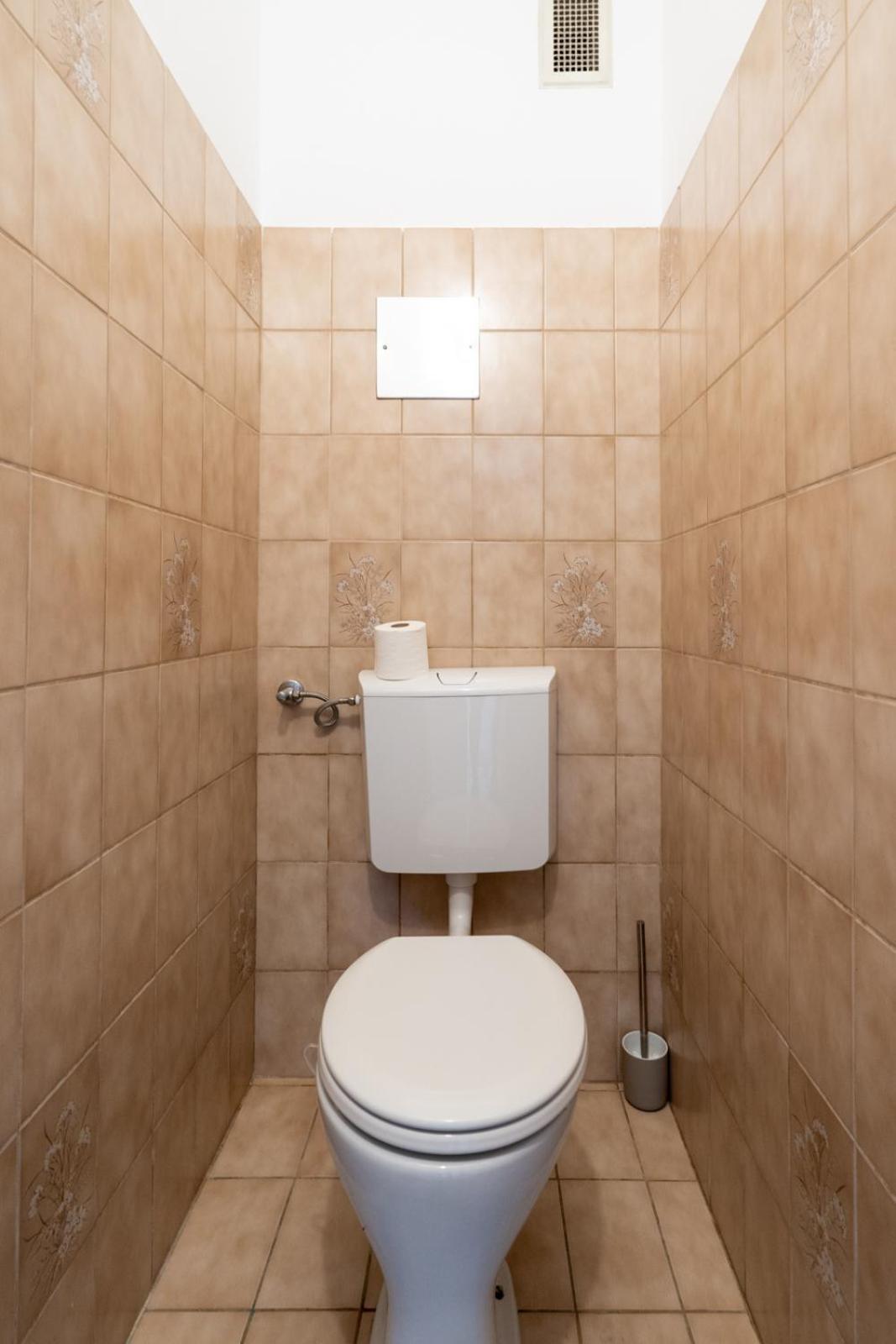 Two Bedrooms - 85 Squaremeters - 4 Min To U6 Dresdner Str Apartment