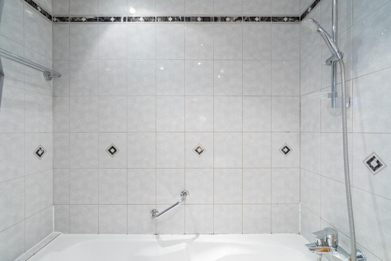 Apartment Two Bedrooms - 85 Squaremeters - 4 Min To U6 Dresdner Str *